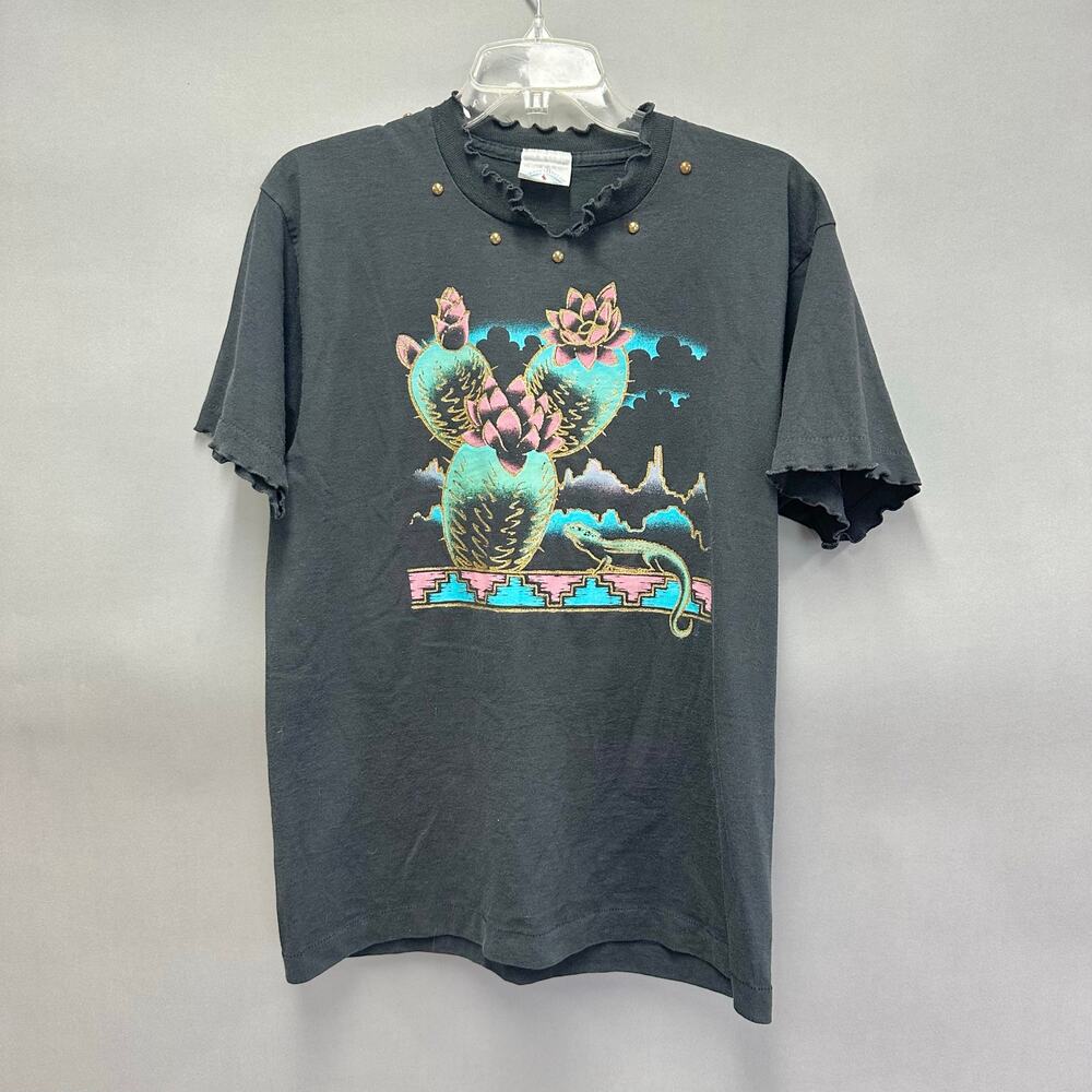Vintage 90s southwestern cactus graphic tee ruffle v neck Size - Picture 2 of 16